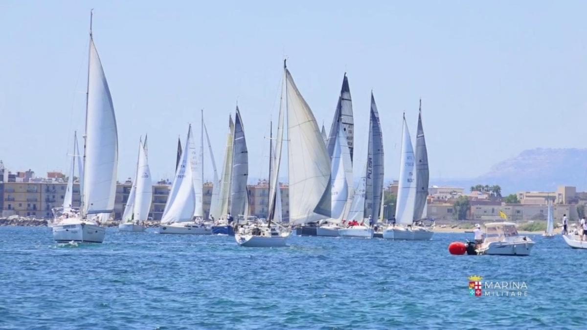 B&B Mare Di Augusta La Finestra Sul Porto Dış mekan fotoğraf